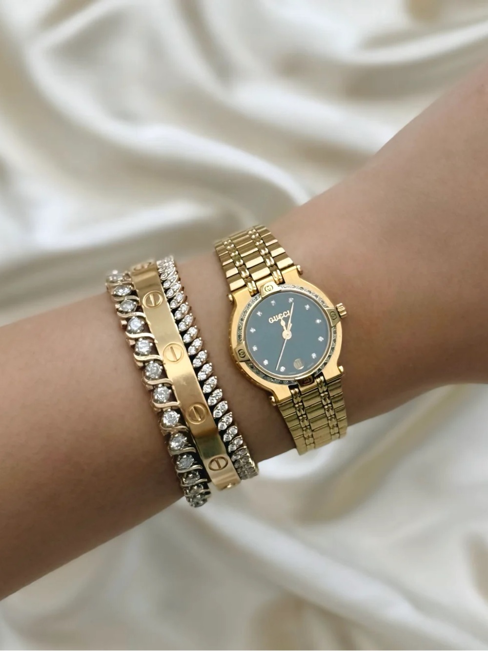 AUTHENTIC RARE GUCCI GOLD WATCH - DIAMOND HOUR MARKERS & DIAMOND CUT BEZEL